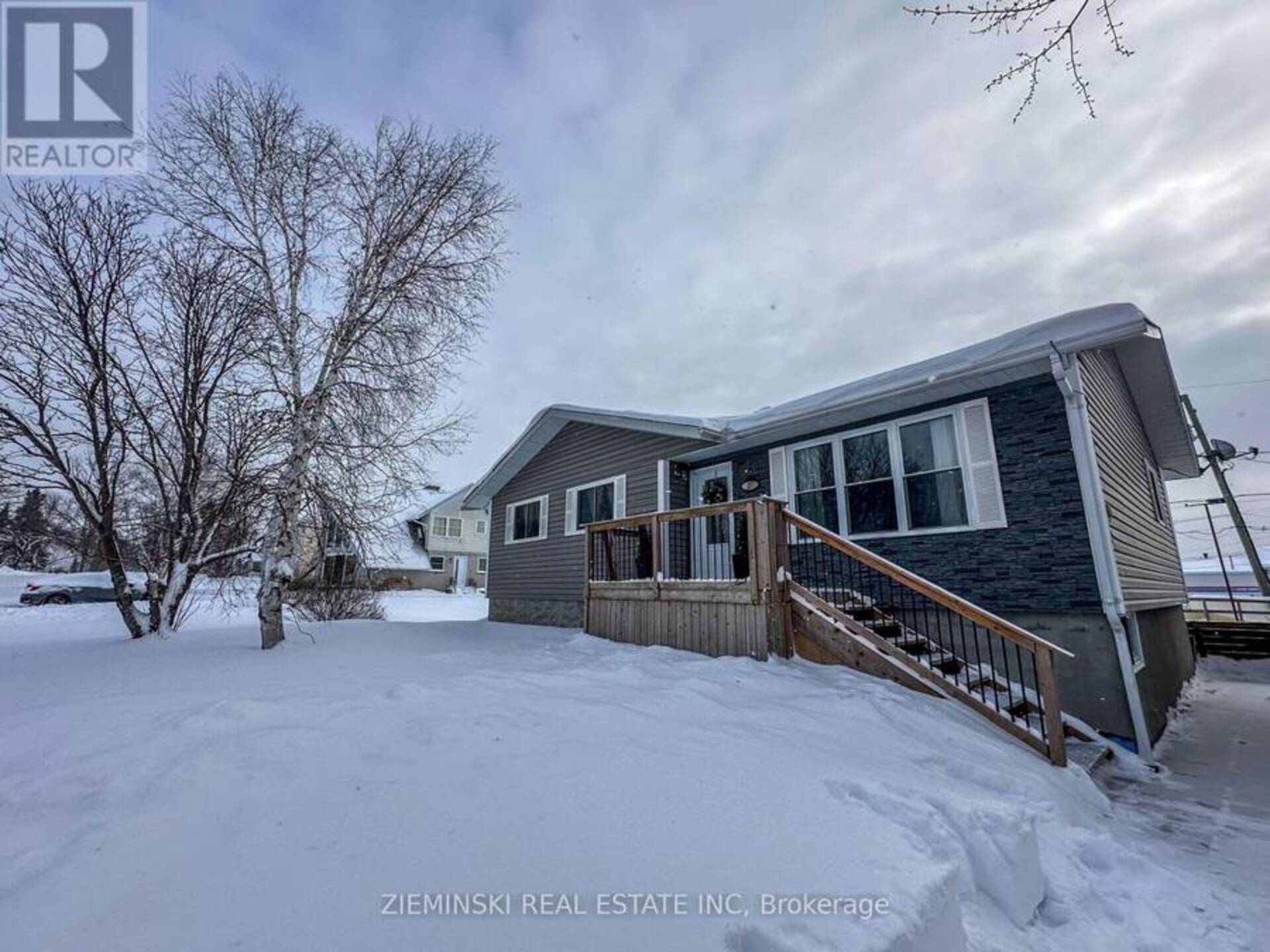 237 DEVONSHIRE AVENUE Iroquois Falls