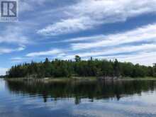 2 Middle Lake Kenora