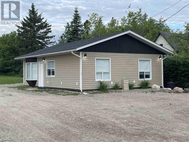 688 HWY 594 Eagle River Ontario