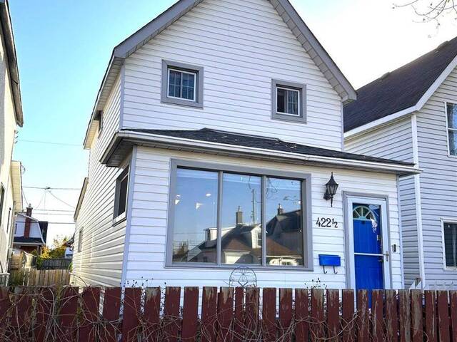 422 1/2 Wiley ST Thunder Bay Ontario