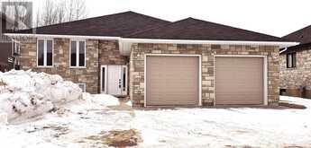 776 Lexington CRES Thunder Bay