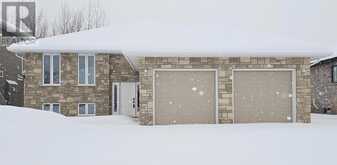 776 Lexington CRES Thunder Bay