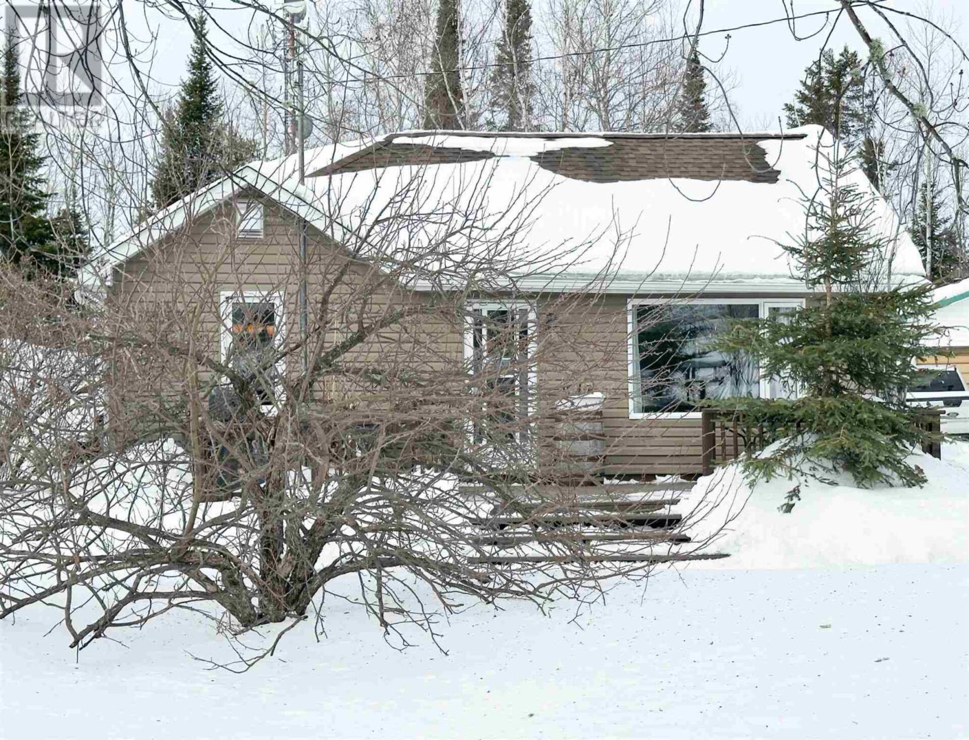 29 Keewatin RD Red Lake