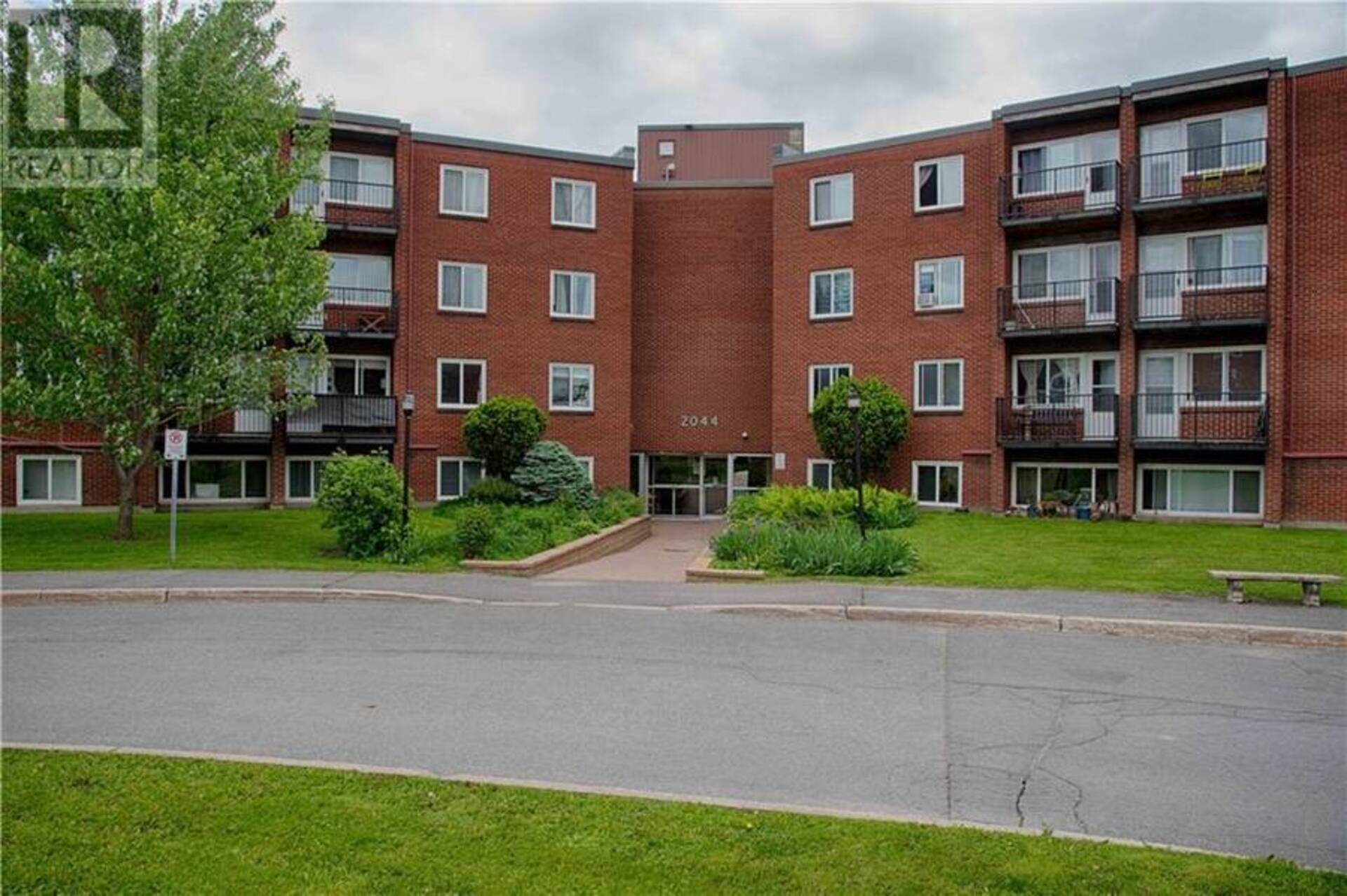 2044 ARROWSMITH DRIVE UNIT#202C Ottawa