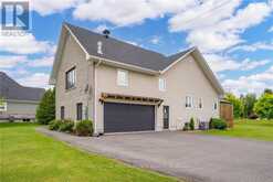 18274 SAMUEL DRIVE South Glengarry