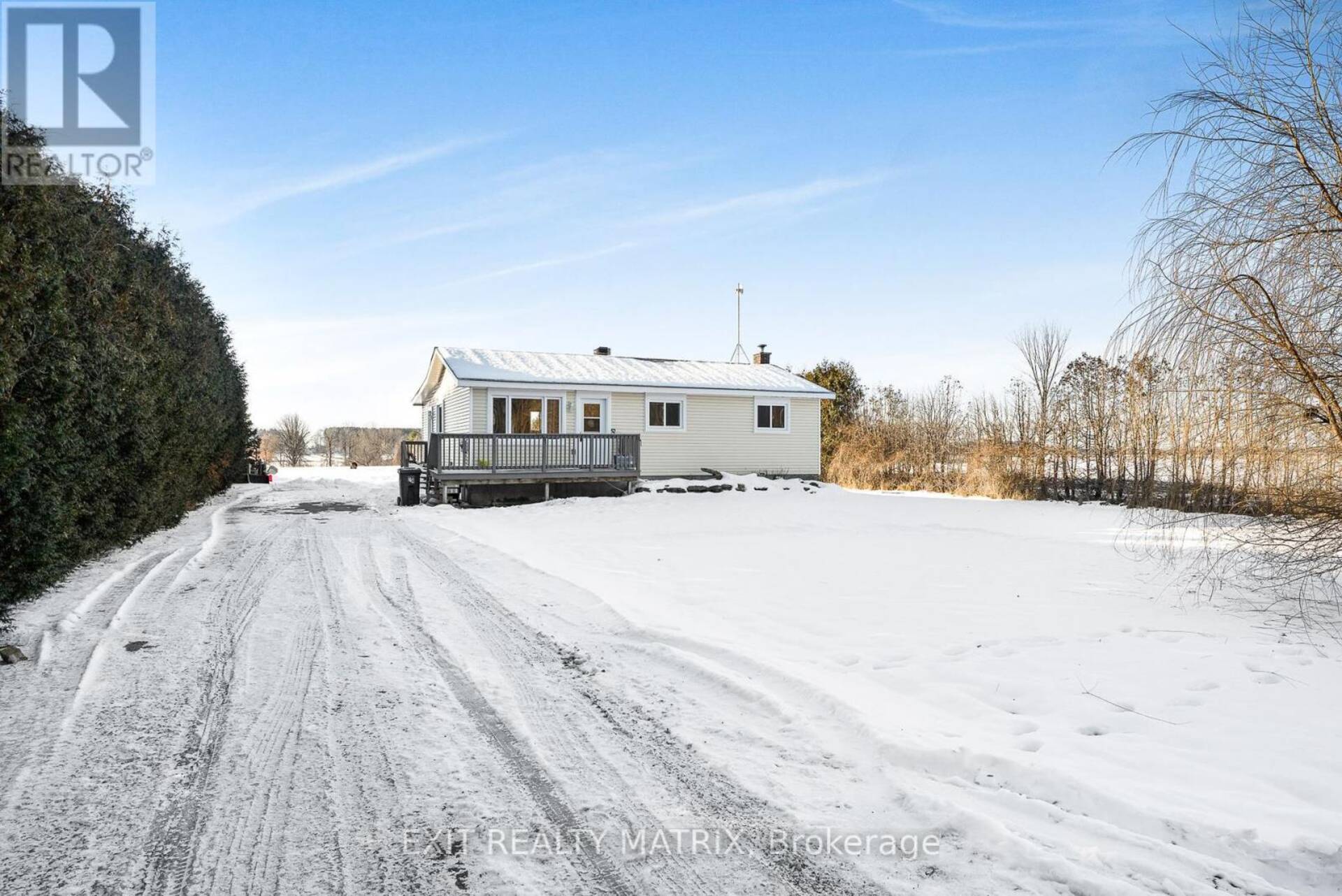 590 COUNTY RD 10 ROAD East Hawkesbury