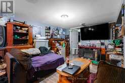 1204-1206 CASWELL CRESCENT N Cornwall